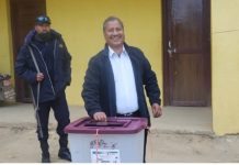 विप्लवले १८ बर्षपछि गरे मतनदान