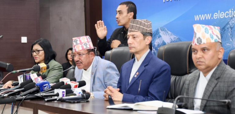 मतपेटिका साटिने भनी चलाइएका हल्लाहरू निराधार र भ्रामक