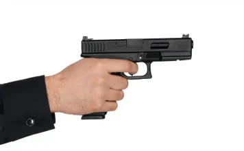 भक्तपुरबाट इन्सास राइफल र गोलीसहित एक पक्राउ