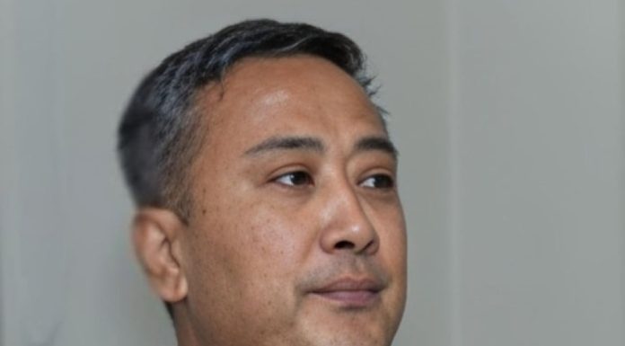 धितोपत्र बोर्डका अध्यक्ष सन्तोष नारायण श्रेष्ठले दिए राजीनामा