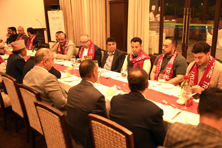 नेपालमा लगानी विस्तार गर्न यूएईका लगानीकर्तालाई ढकालको आग्रह