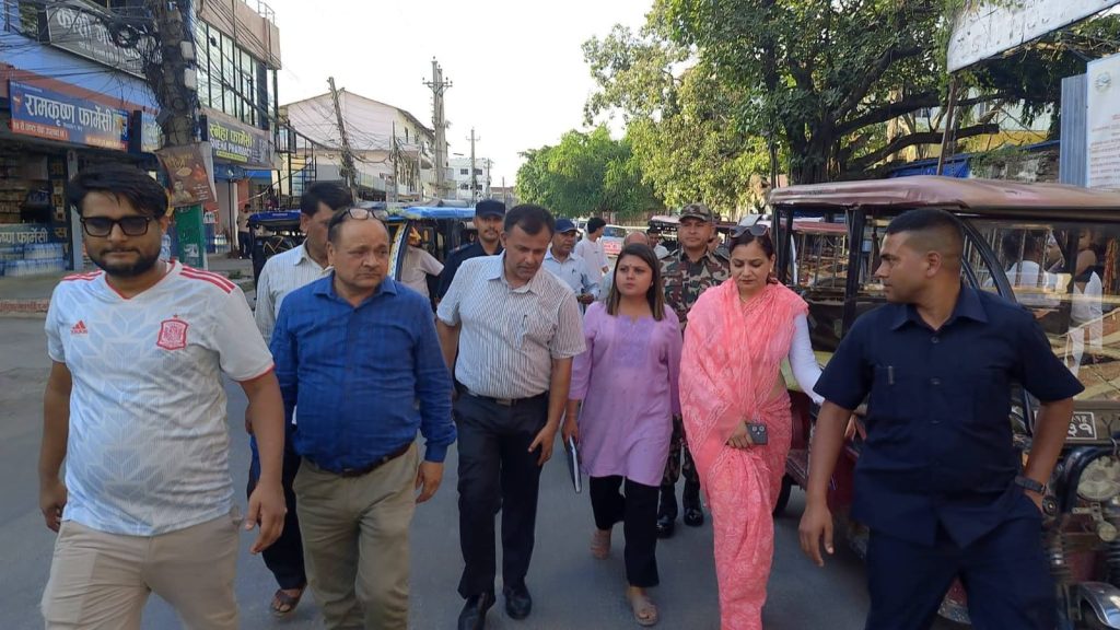 कोशी अस्पतालमै आँखा अस्पताल बनाउने तयारी, मन्त्री मेहताद्वारा स्थलगत अनुगमन