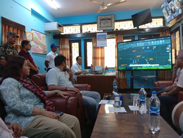फिल्डमै बसेर नेपालगञ्ज र सुर्खेत क्षेत्रको विद्युत समस्याको समाधान खोजी