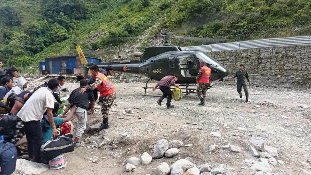 बाढी प्रभावितलाई इप्पानले पाँच करोड सहयोग गर्ने