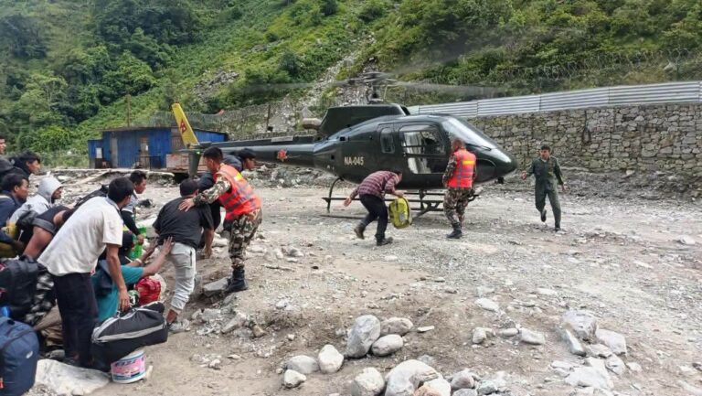 बाढी प्रभावितलाई इप्पानले पाँच करोड सहयोग गर्ने