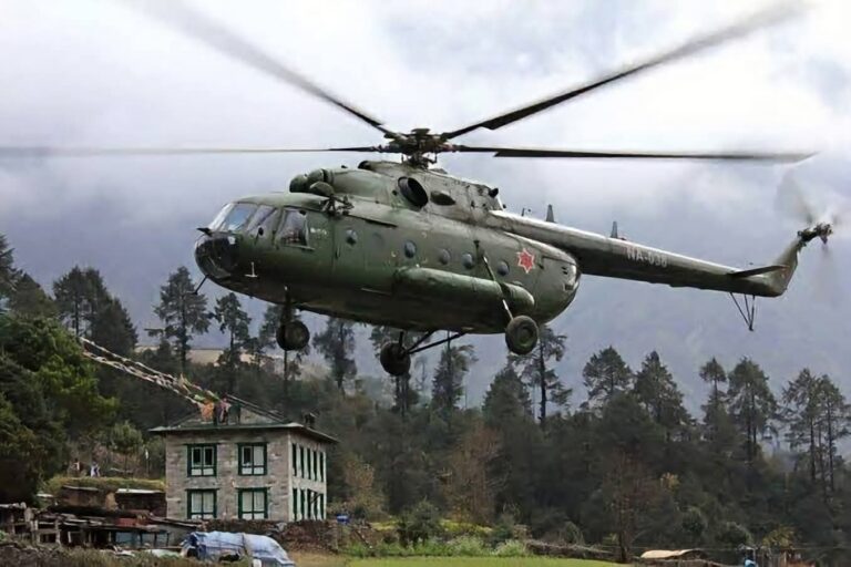 विमानस्थलमा २० हेलिकप्टर तैनाथ, १० हेलिकप्टर बाढीग्रस्त क्षेत्रमा
