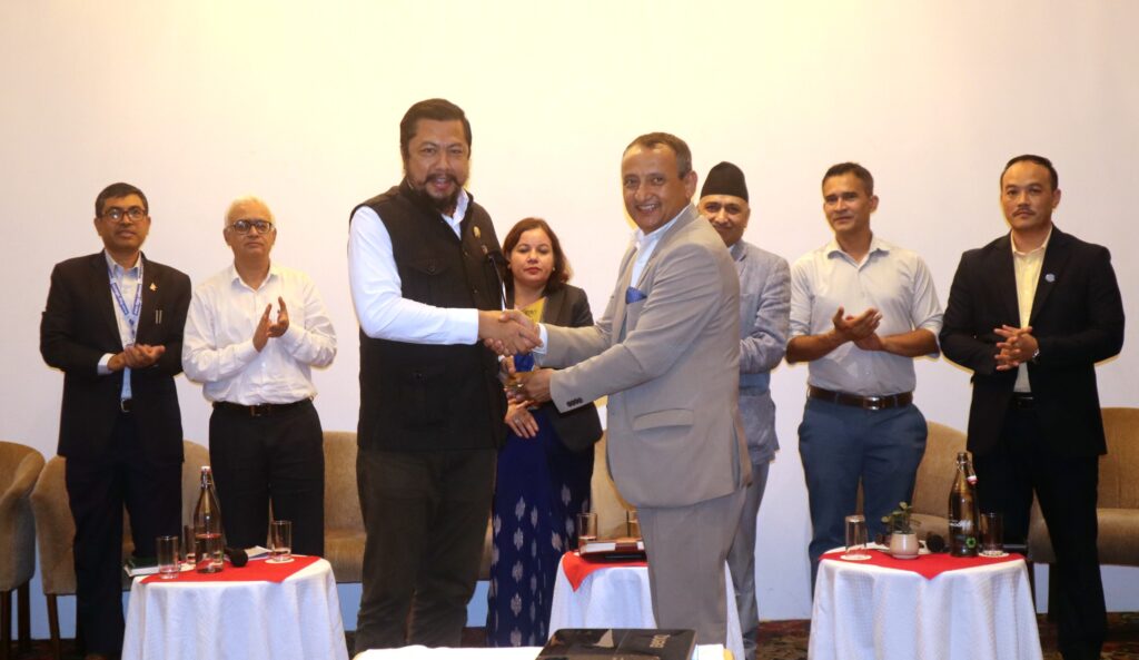 निजी क्षेत्रलाई विद्युत् व्यापारमा सहभागी गराउन जाेड