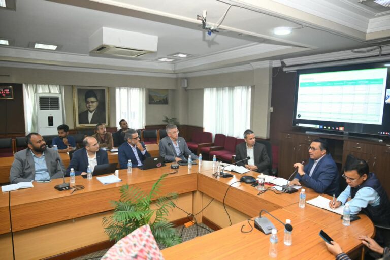 बाढीबाट भएको क्षतिको यथार्थ मूल्याङ्कन गर्न अर्थमन्त्रीको निर्देशन