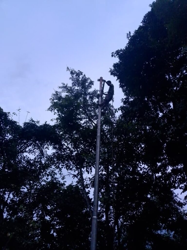 रसुवा बाढीले अवरुद्ध विद्युत् जोड्ने अभियान तीव्र, नुवाकोटको विदुर १० र ११ मा बल्यो वत्ती
